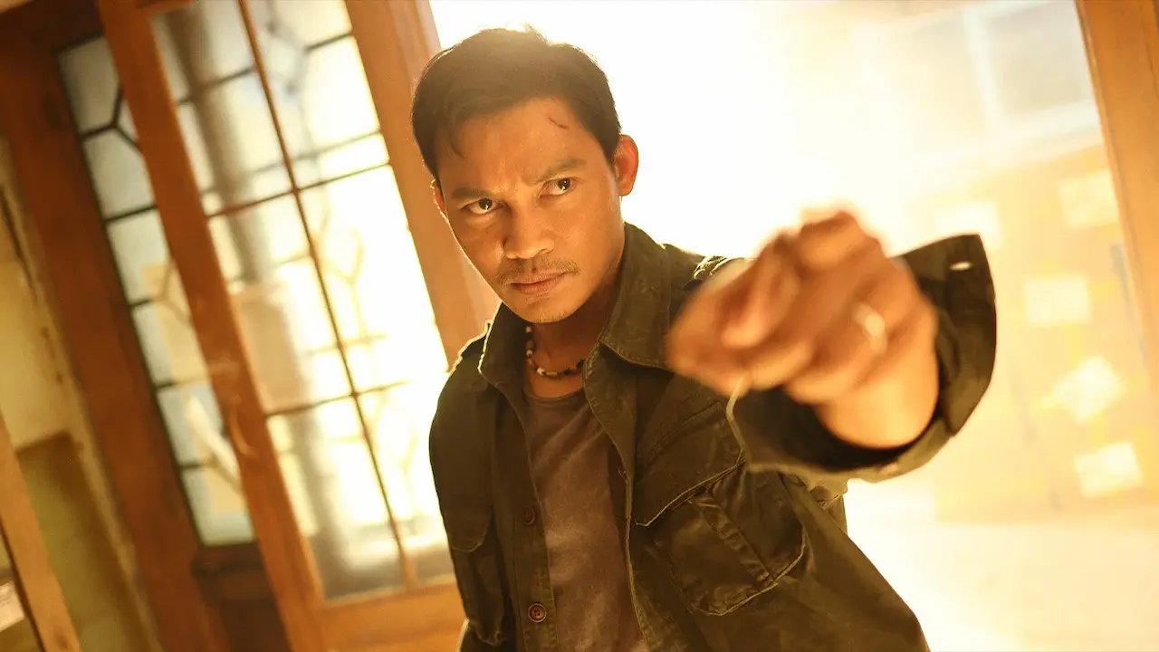 Tony Jaa in Striking Rescue